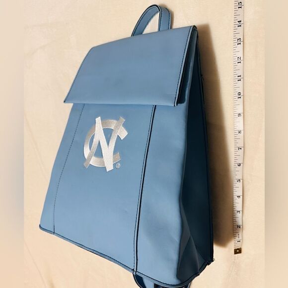 ALAN STUART NORTH CAROLINA TAR HEELS BACKPACK – SPORTY & STYLISH - Picture 9 of 17